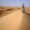 En Pep Quintana camuflat de moro buscant els segrestats pel gran desert del Sahàra